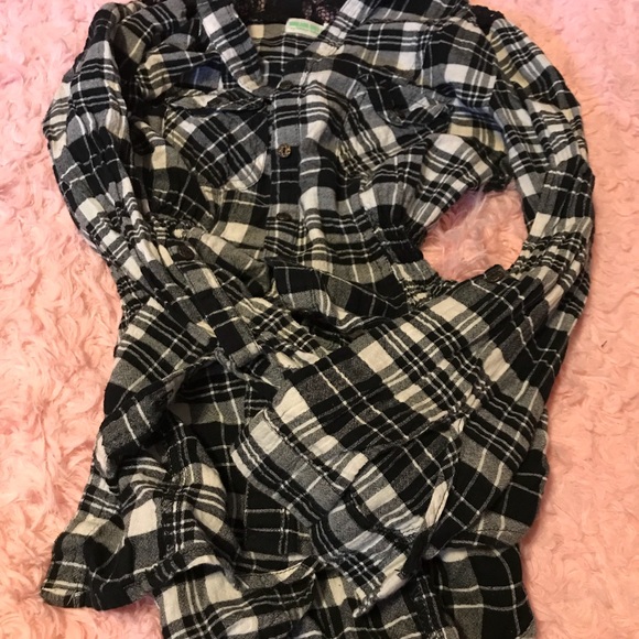 FLANNELS GALORE - Picture 6 of 8